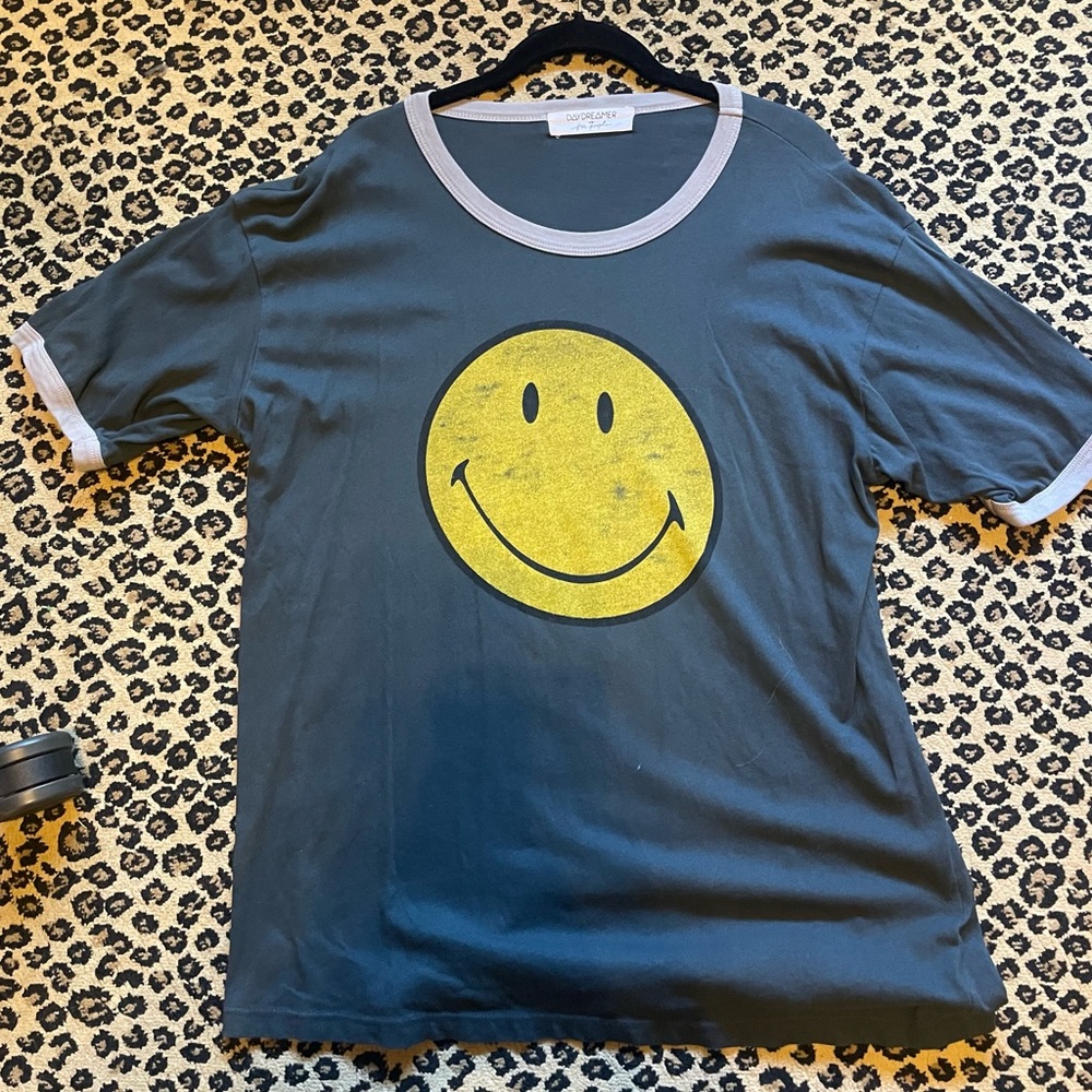 ~Day Dreamer~ Happy face T-shirt